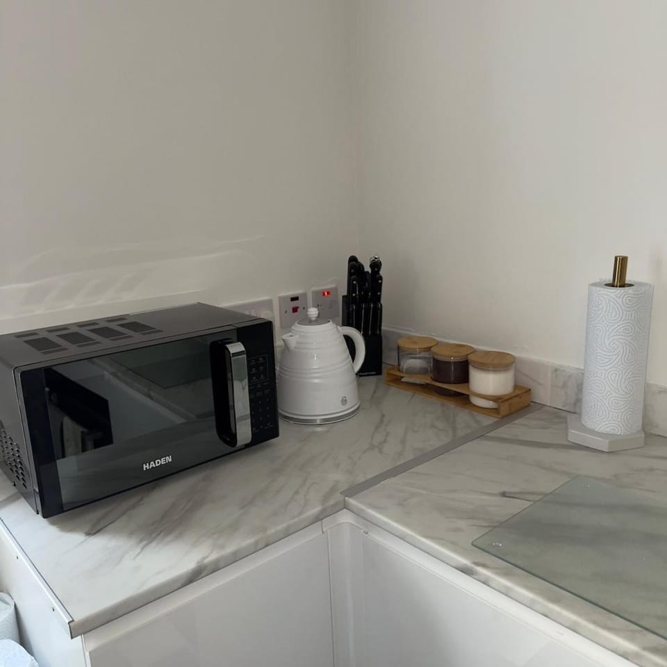 Cosy King Bed Apartment In Central Inverness Apartment in Inverness