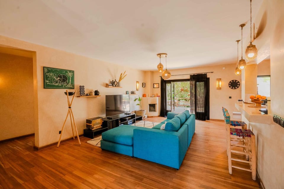 Communal lounge/ TV room, TV and multimedia, Living room