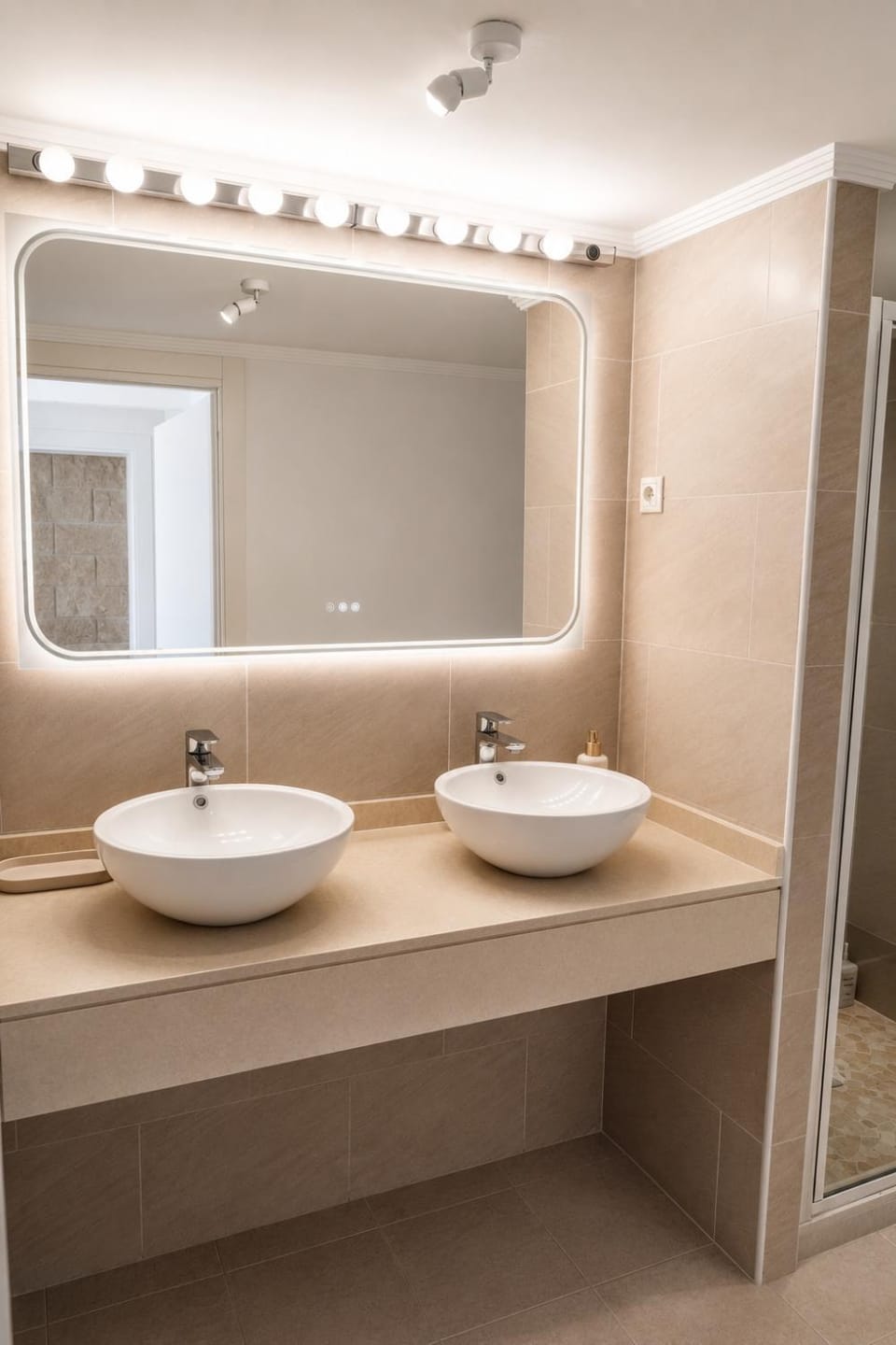 Shower, Bathroom
