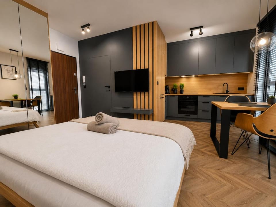 Kitchen or kitchenette, Living room, Seating area, Dining area