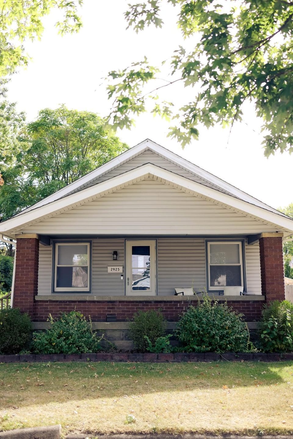 2BR King Bed Grill Firepit near Rose Hulman & ISU House in Terre Haute