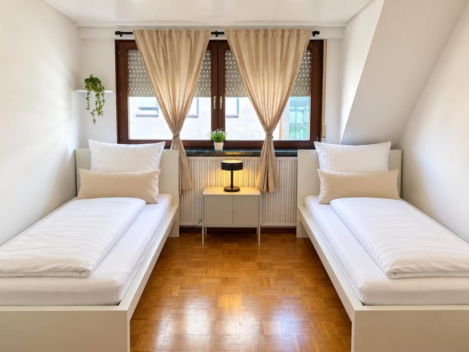 Photo of the whole room, Bedroom