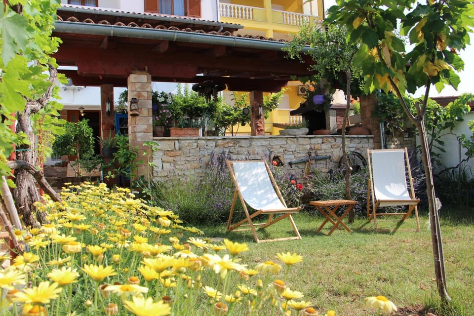 Garden, Garden view