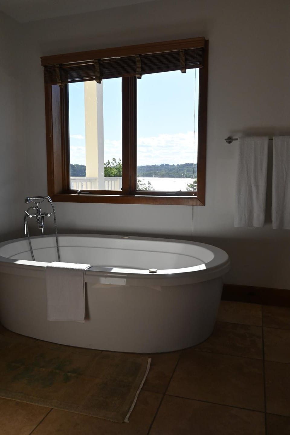 Bathroom, Bath