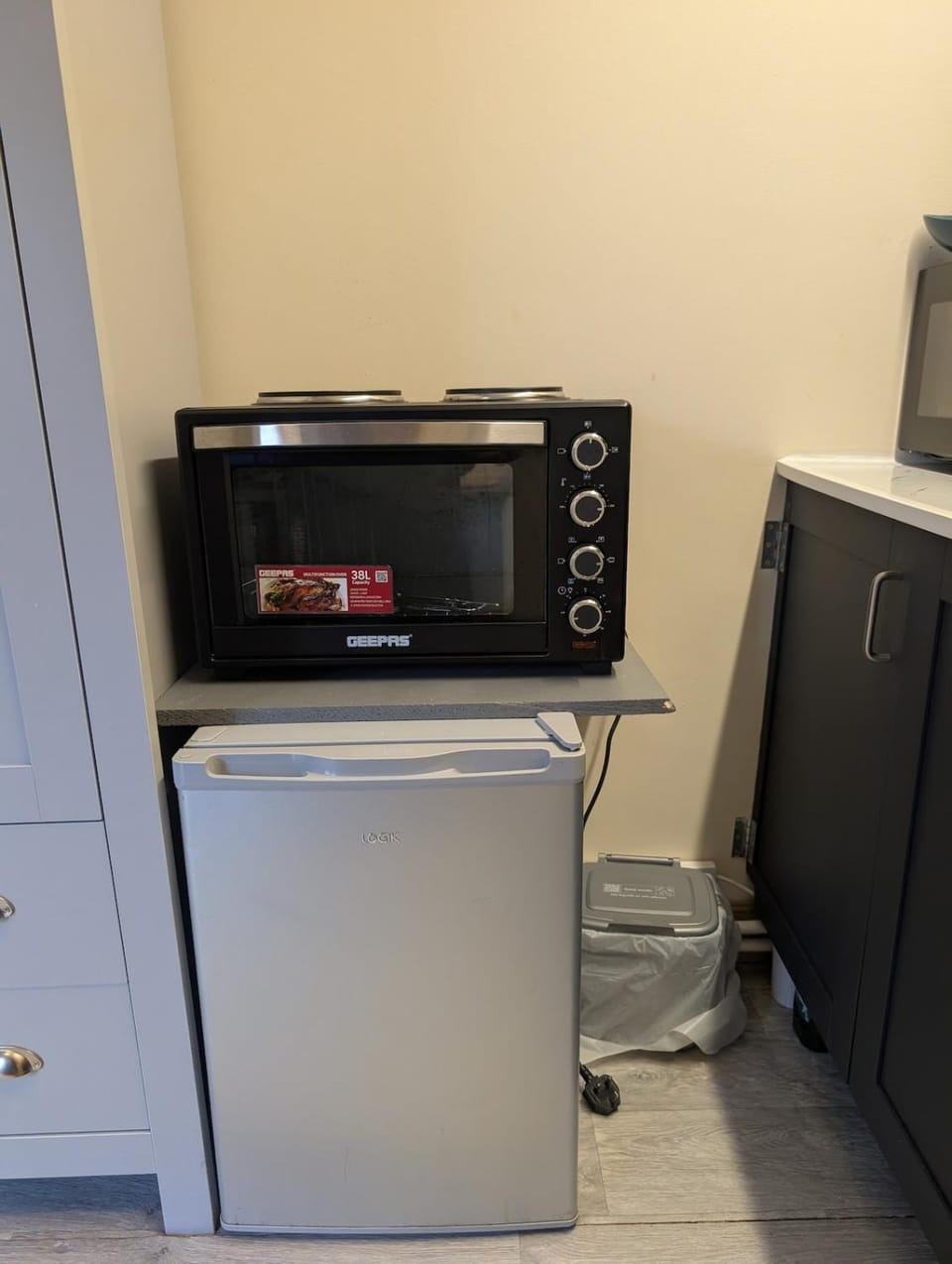stove, stove