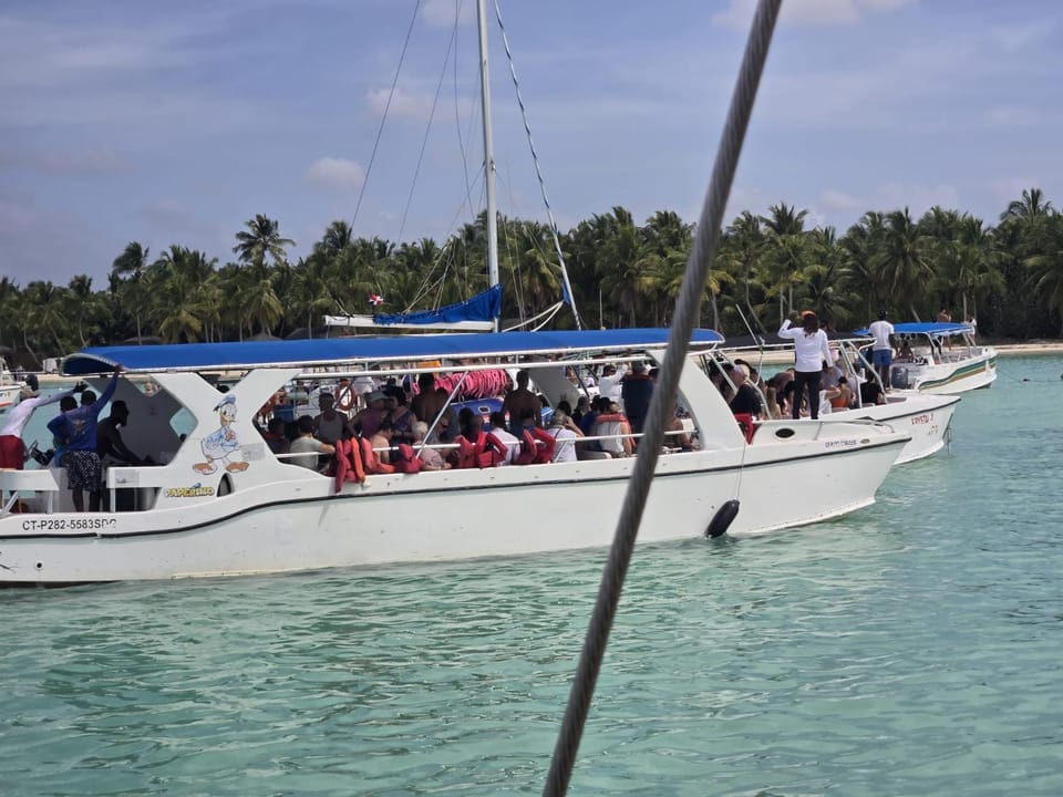 Natural landscape, Activities, Sea view, group of guests