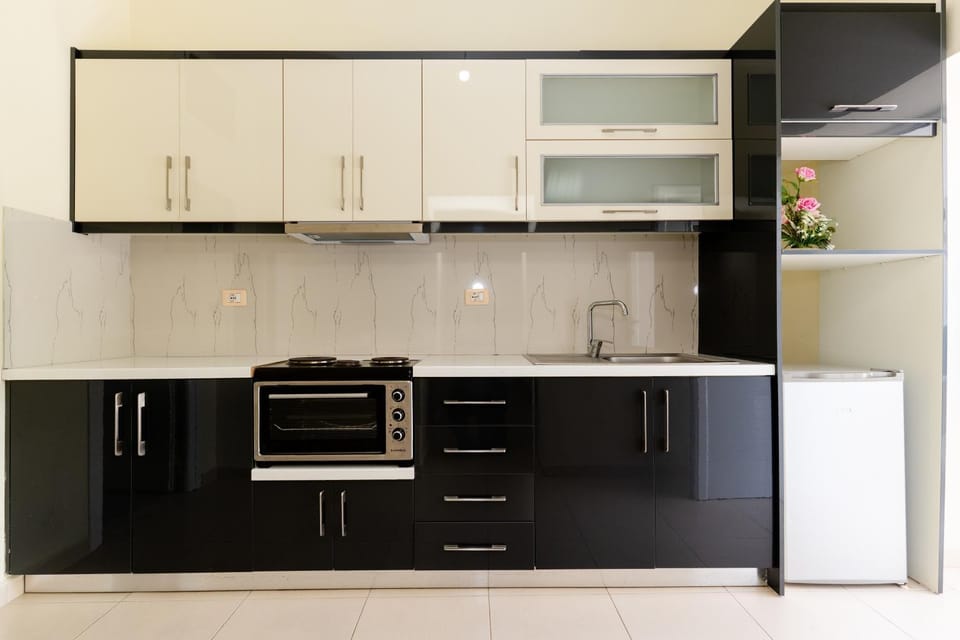 Coffee/tea facilities, Kitchen or kitchenette, kitchen