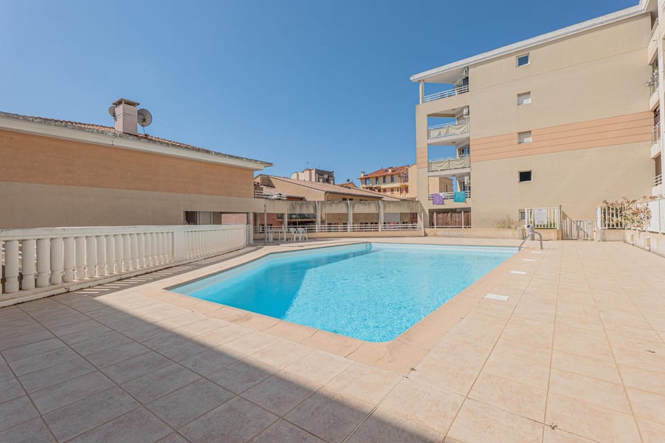 Activities, Swimming pool