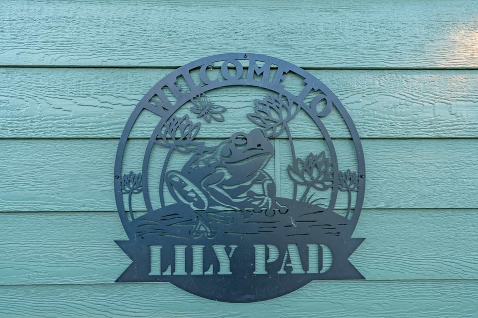 Lily Pad - Lake Cumberland House in Lake Cumberland