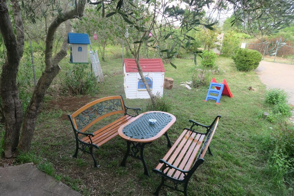 Garden, Garden view