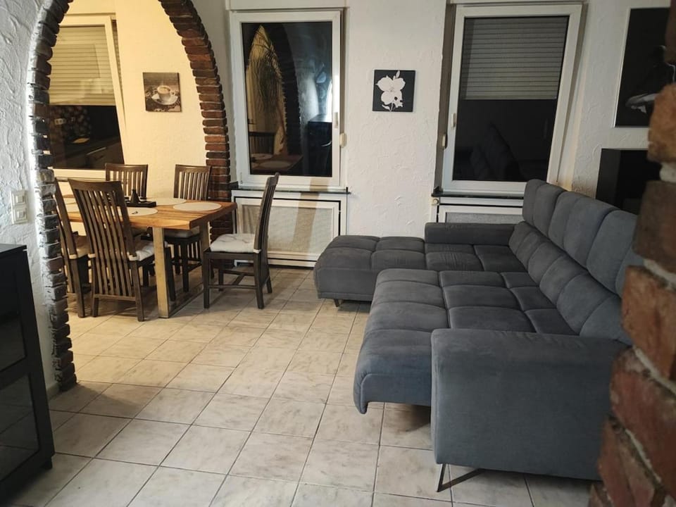 Helle 3-Zimmer - Wohnung für bis zu 7 Gäste Apartment in Krefeld