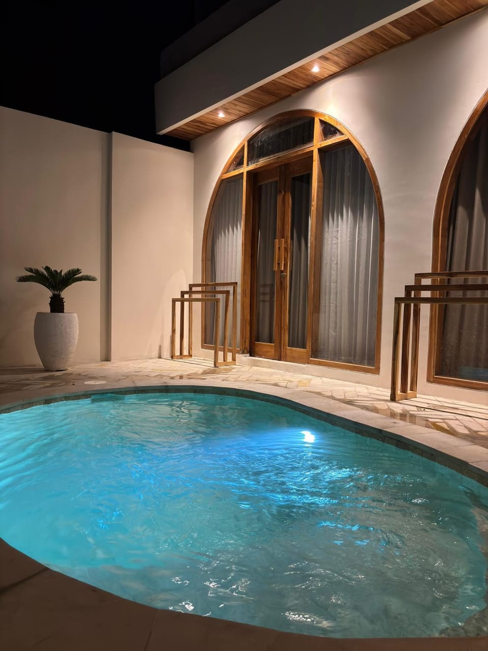 Pool view, Swimming pool