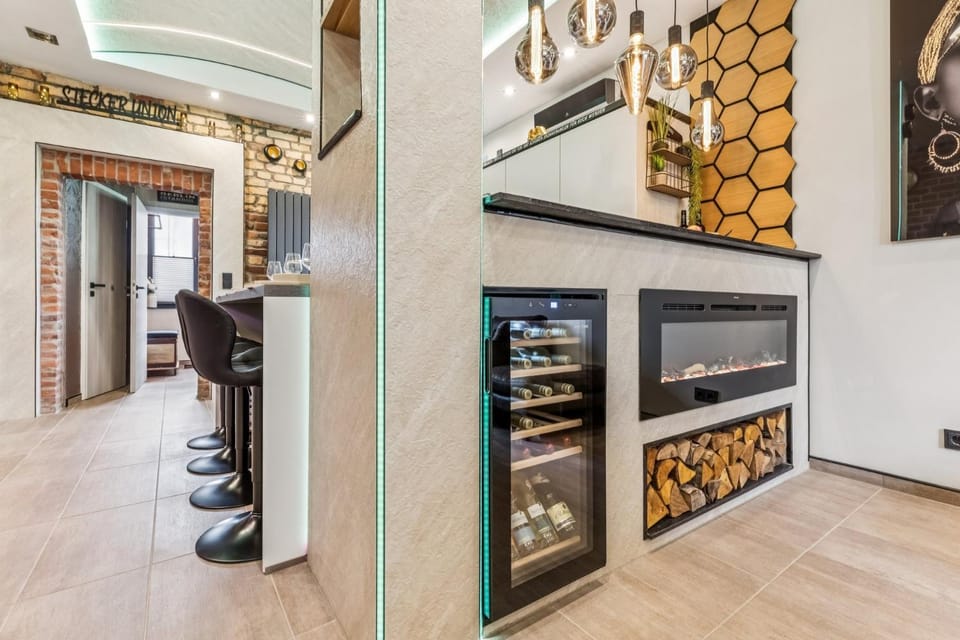 Lounge or bar