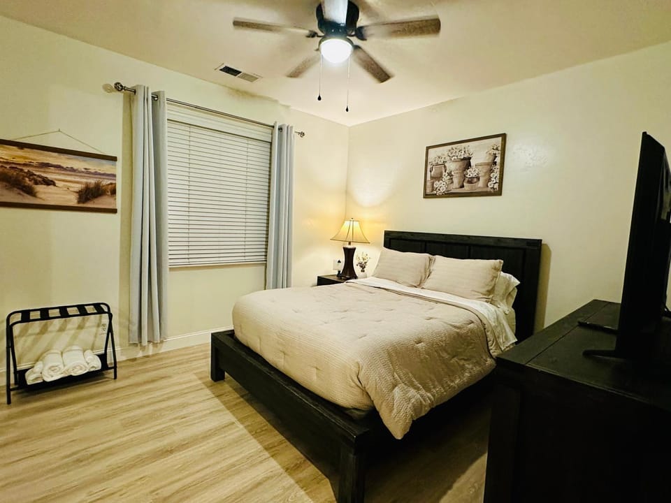 Serenity haven Villa in Visalia