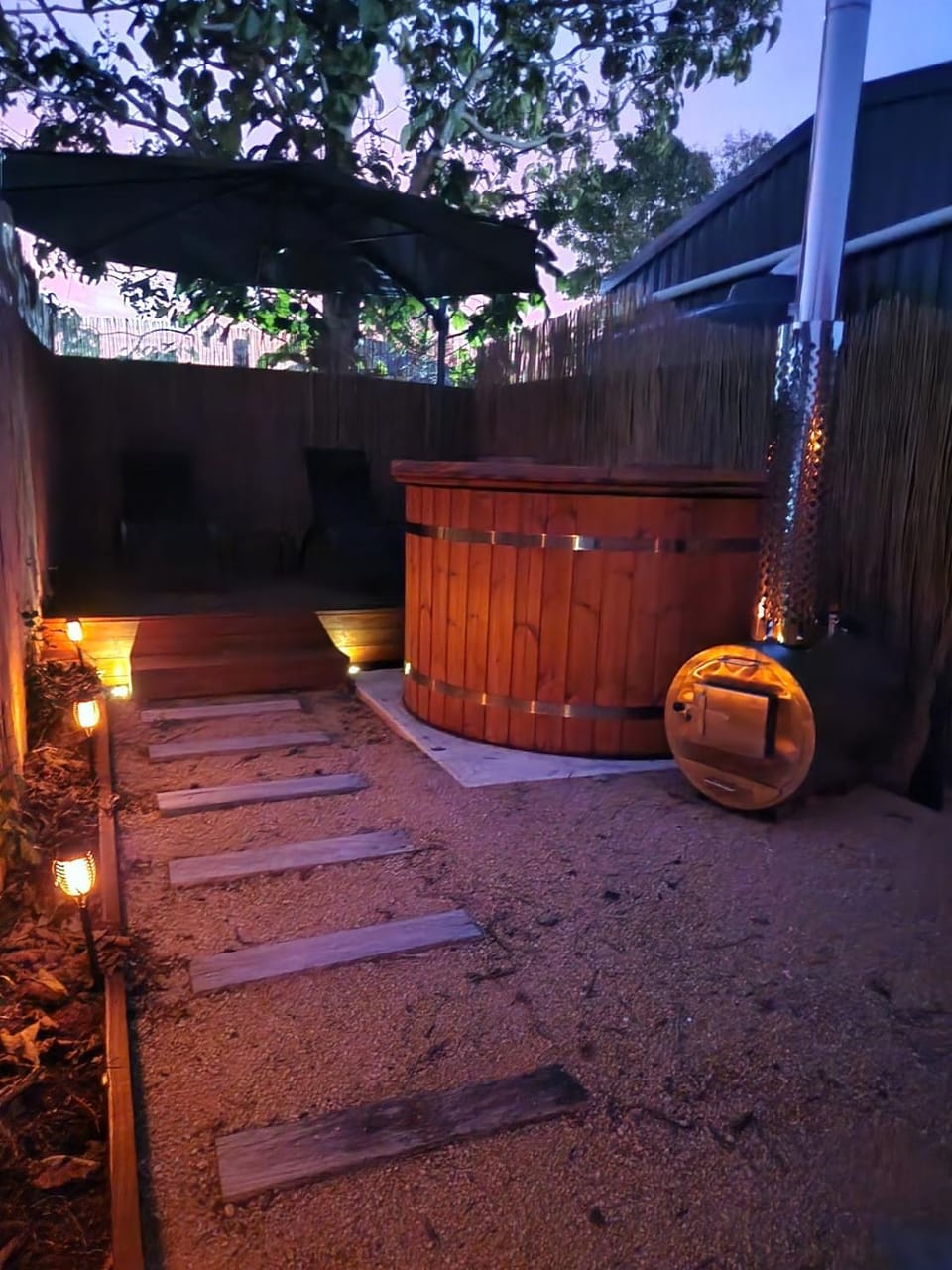Garden, Hot Tub, Spa and wellness centre/facilities
