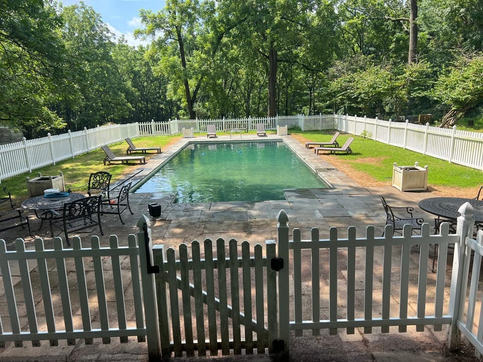 Walnuts House in Maryland