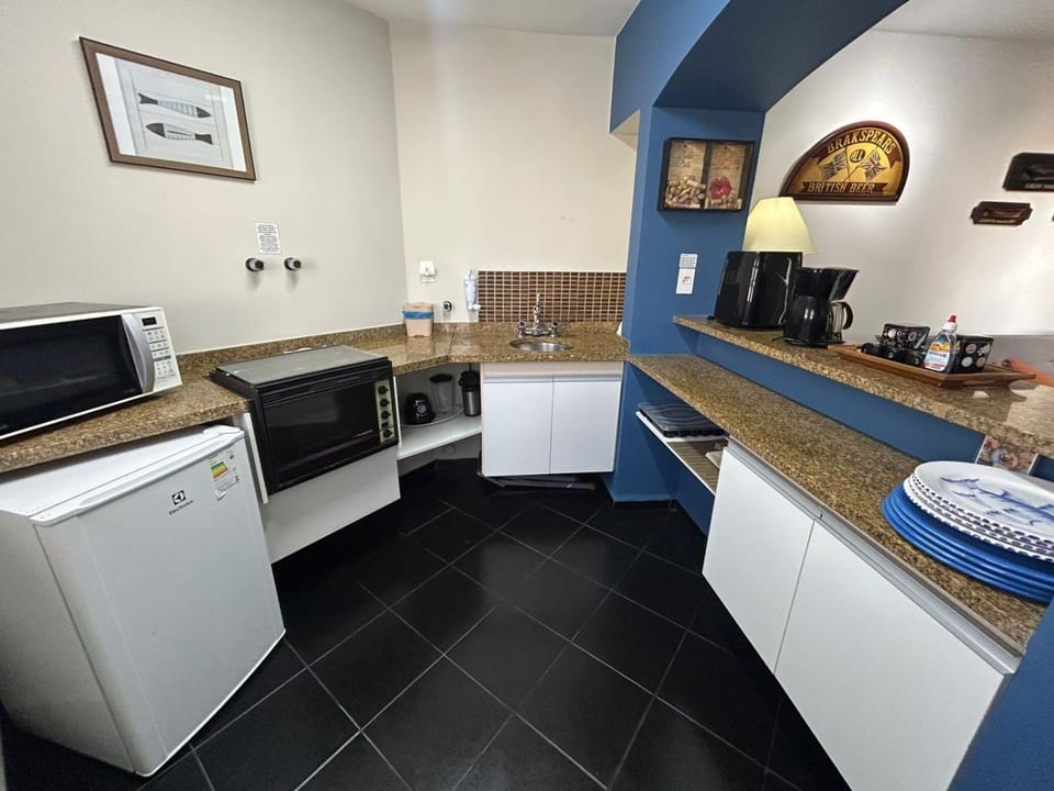 microwave, minibar