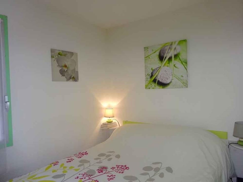Appartement avec clim et vue lac - 4 pers. - FR-1-81-770 Apartment in Le Barcarès