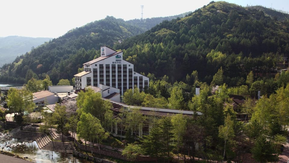Property building, Neighbourhood, Natural landscape, Bird's eye view