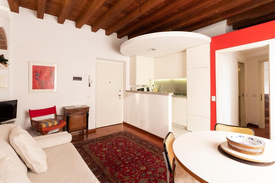 Anfiteatro Apartment in Brera Apartment in Milan