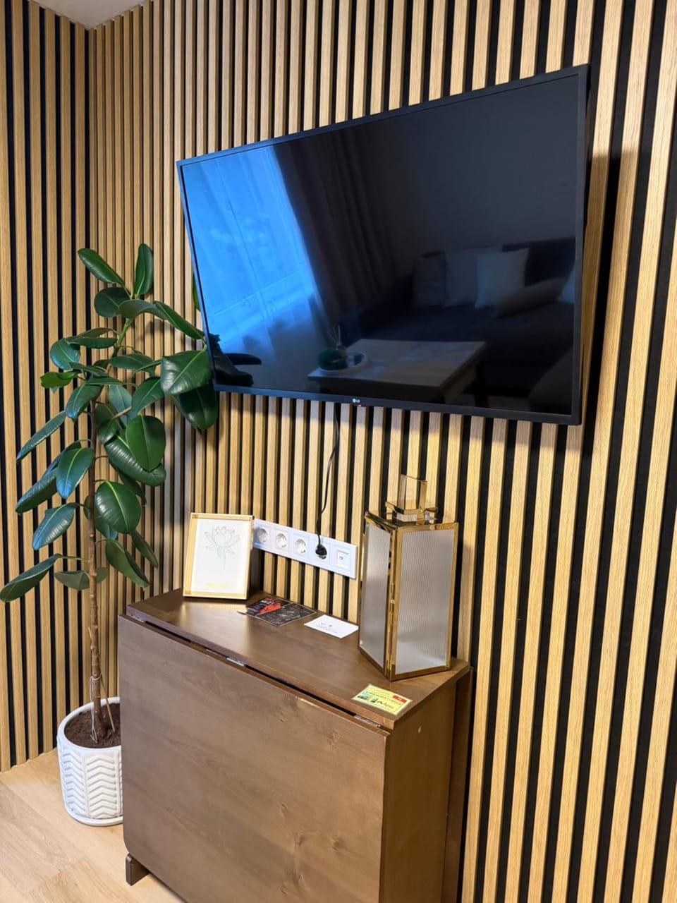 Communal lounge/ TV room, TV and multimedia, Evening entertainment