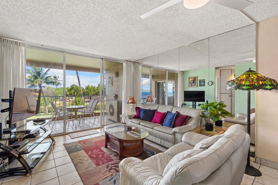 MENEHUNE SHORES, #206 condo Apartment in Kihei