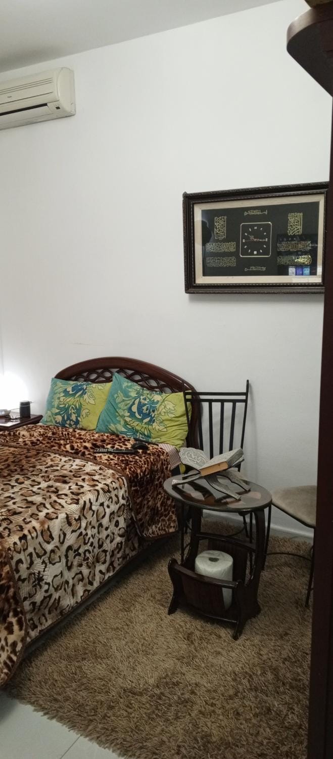 Chambre single climatisée Vacation rental in Tunis