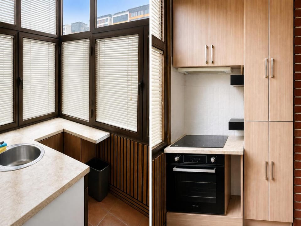 Kitchen or kitchenette