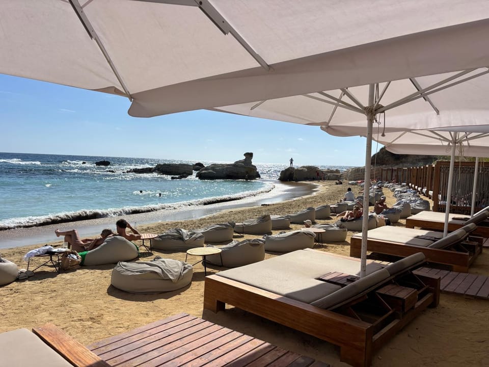 Germaine's Place 2BR, Paphos, Walk to Faros Beach Apartment in Paphos