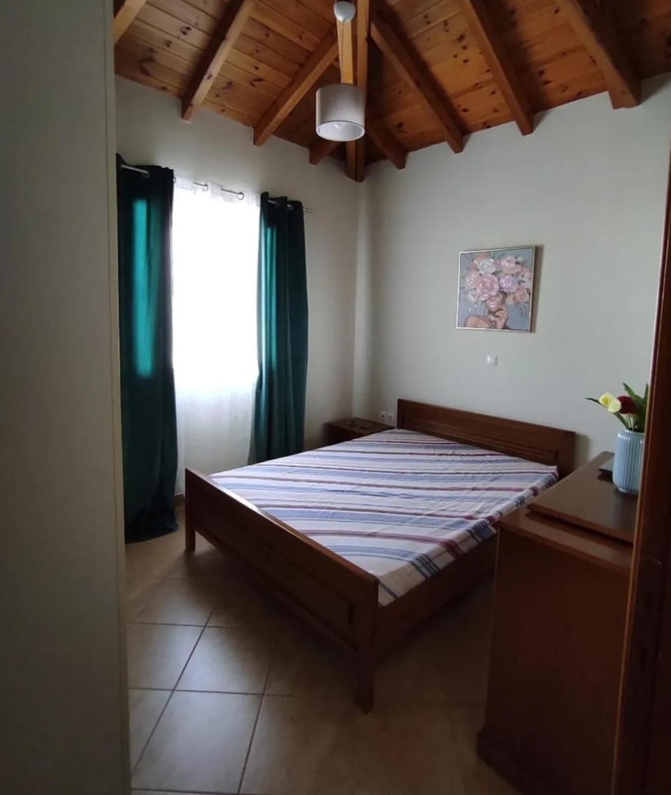 Zarakas home House in Islands