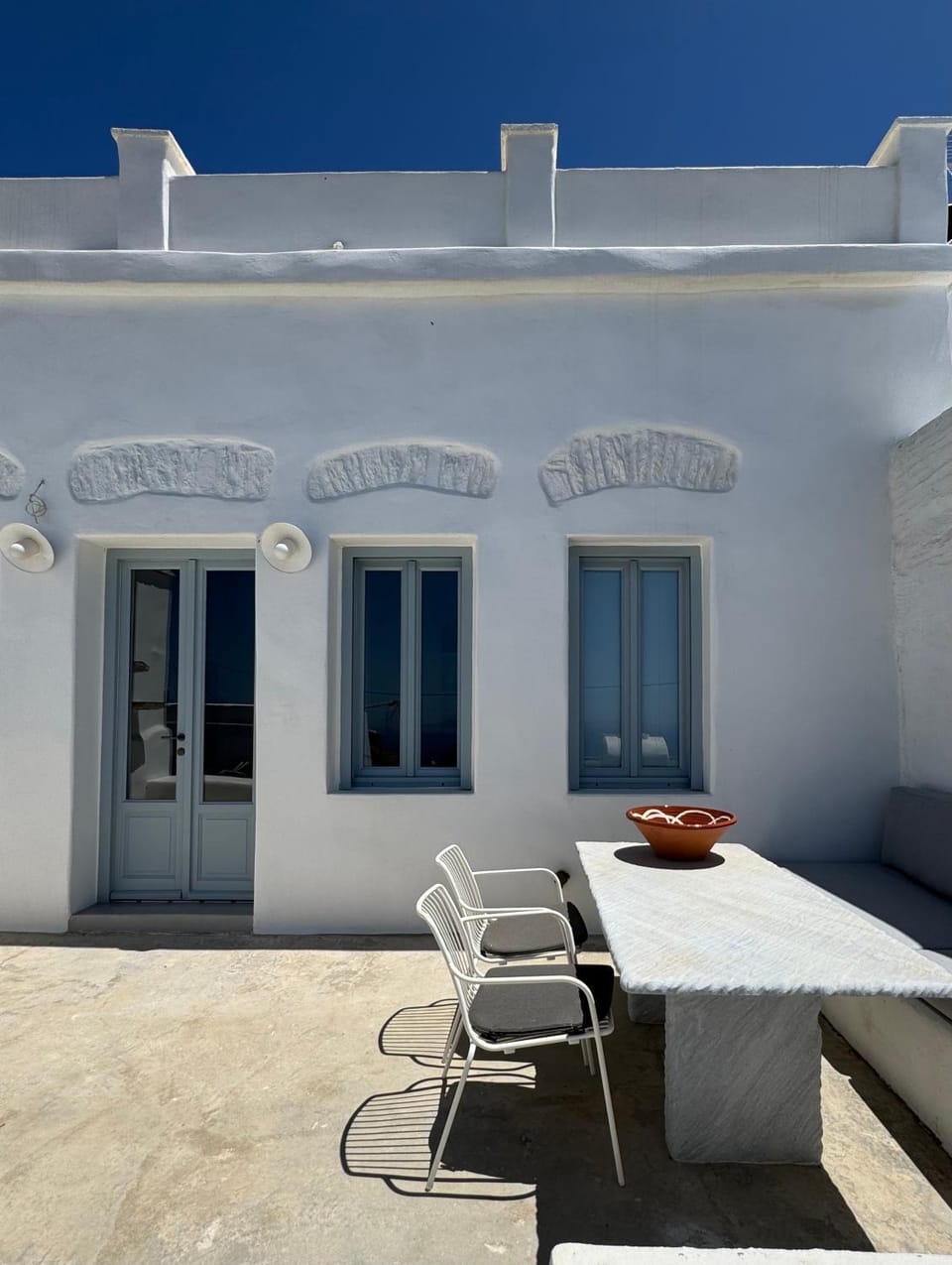 Patio, Day, Balcony/Terrace, Seating area