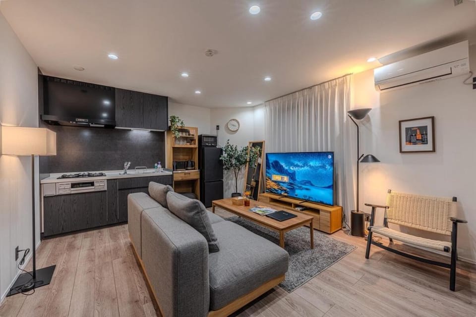 Kitchen or kitchenette, Living room