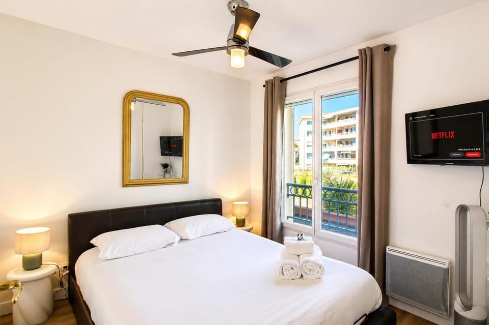 TV and multimedia, Bedroom, heating, storage, towels