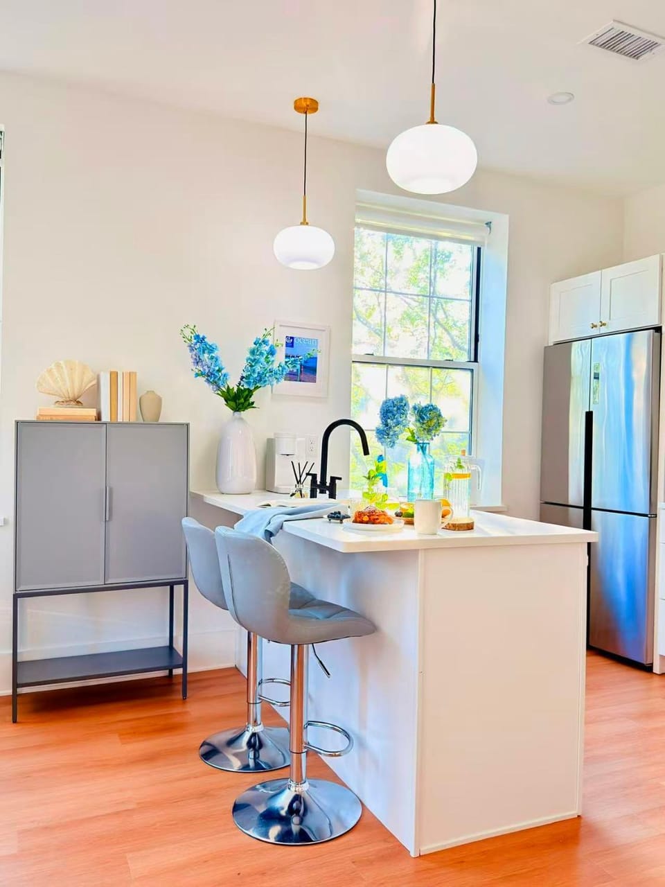 Kitchen or kitchenette, Dining area, Sea view, kitchen