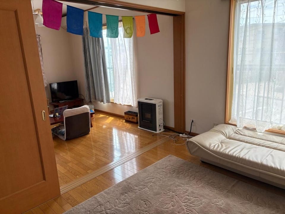インディゴハウスIndigo House For women and families only, 5-minute walk from the Omagari station, Apartment in Japan