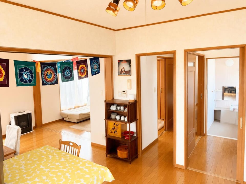 インディゴハウスIndigo House For women and families only, 5-minute walk from the Omagari station, Apartment in Japan