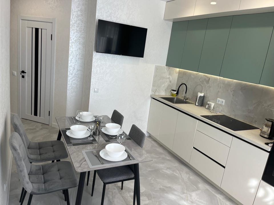TV and multimedia, Living room, Seating area, kitchen