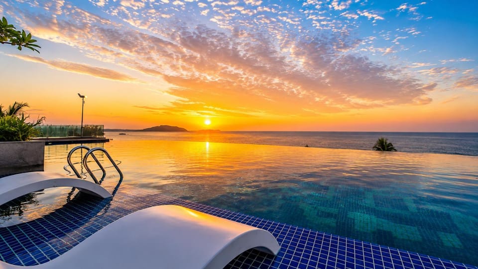 Patio, Day, Natural landscape, Sea view, Sunrise