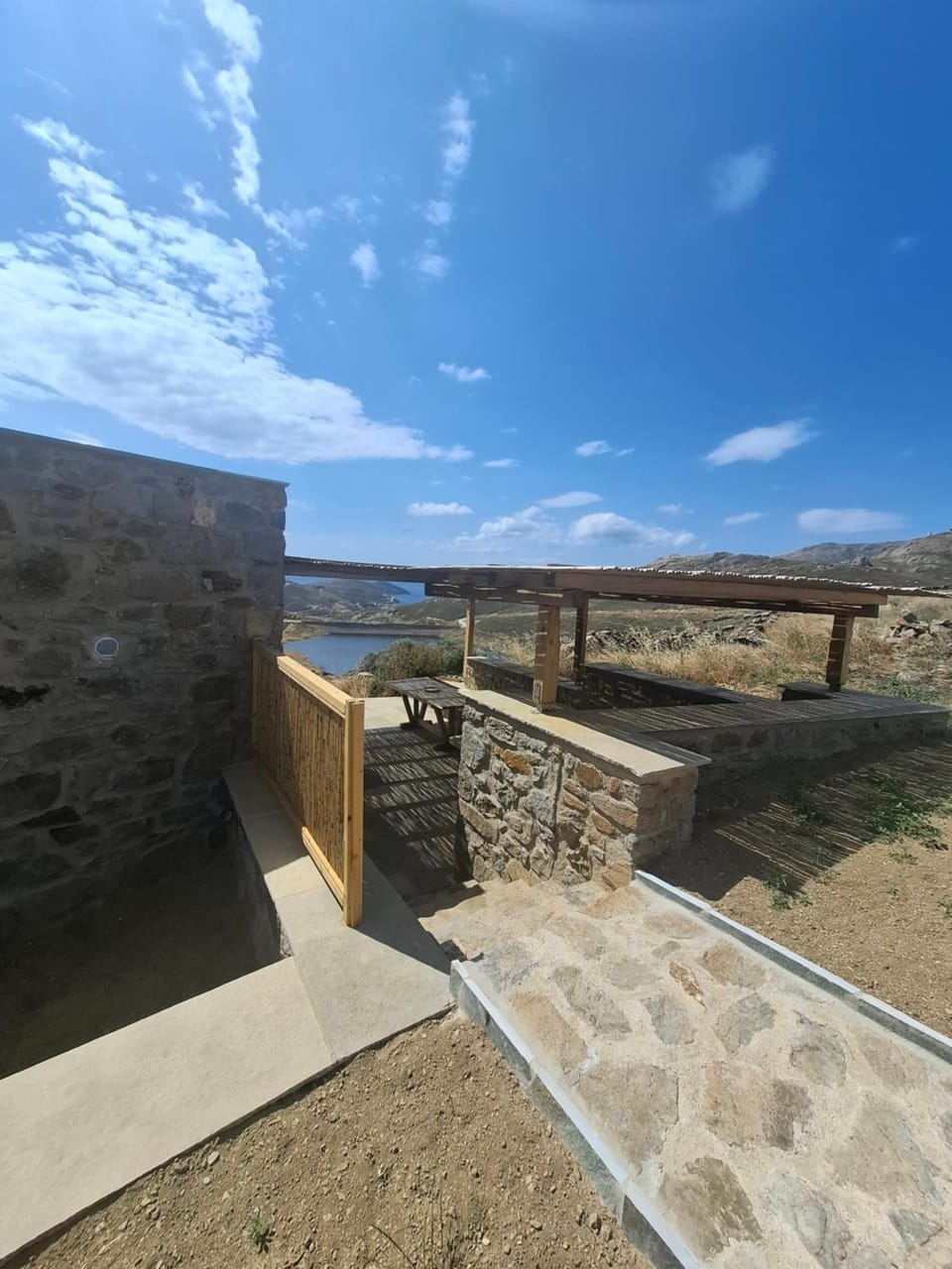 ACHERONAS Residences Apartment in Milos