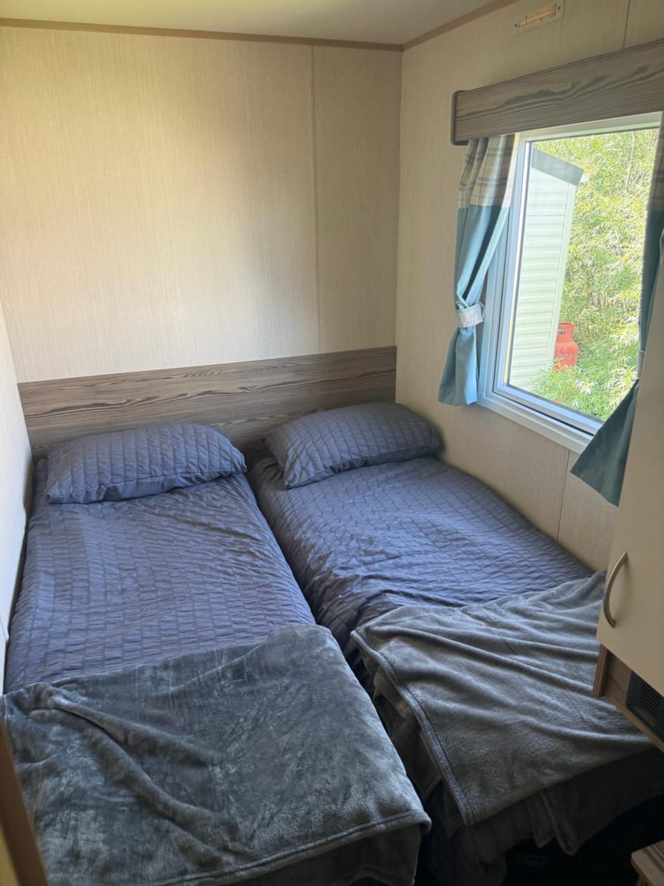 Elite Retreat Caravan Campground/ 
RV Resort in Blackpool