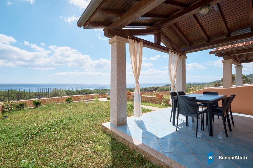 Patio, Natural landscape, Balcony/Terrace, Dining area, Sea view