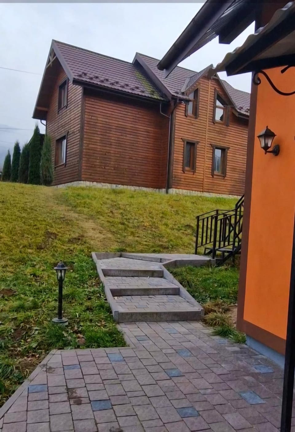 садиба За рікою House in Ukraine