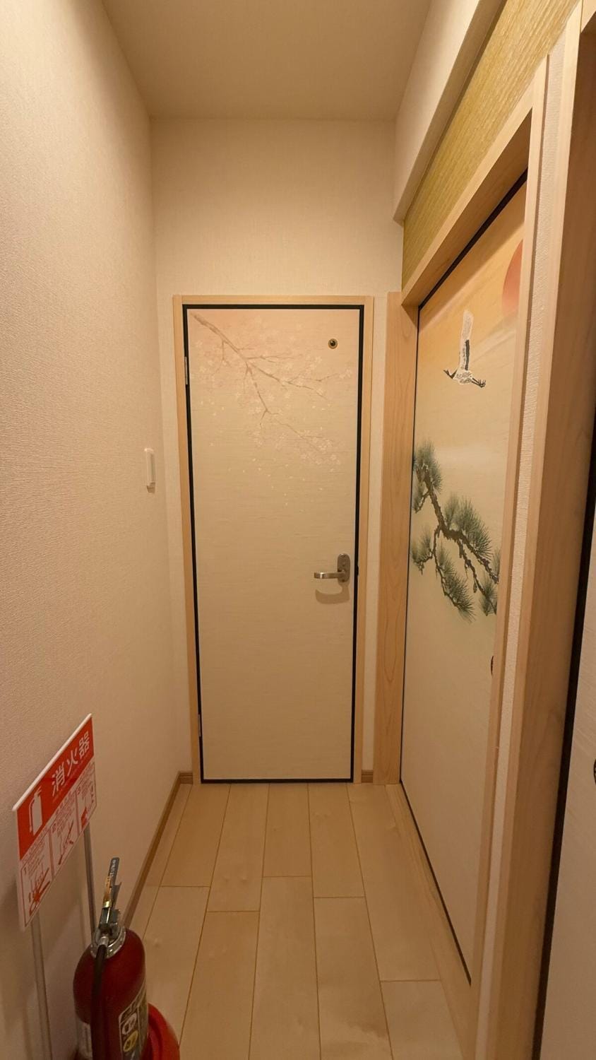 石灯籠と坪庭のある町家 天下茶屋駅7分 空港直通 なんば4分 7名 Villa in Osaka