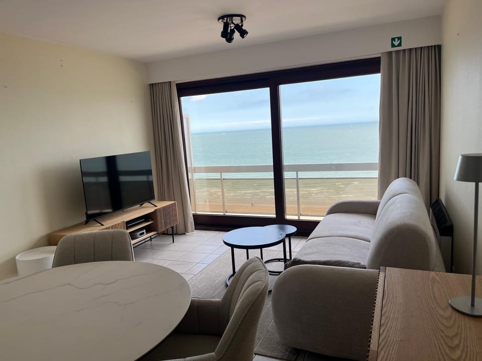 View (from property/room), Seating area, Sea view