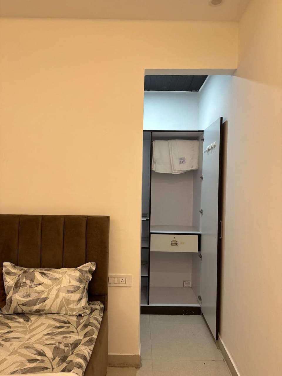 Awara Stays Apartment in Rishikesh