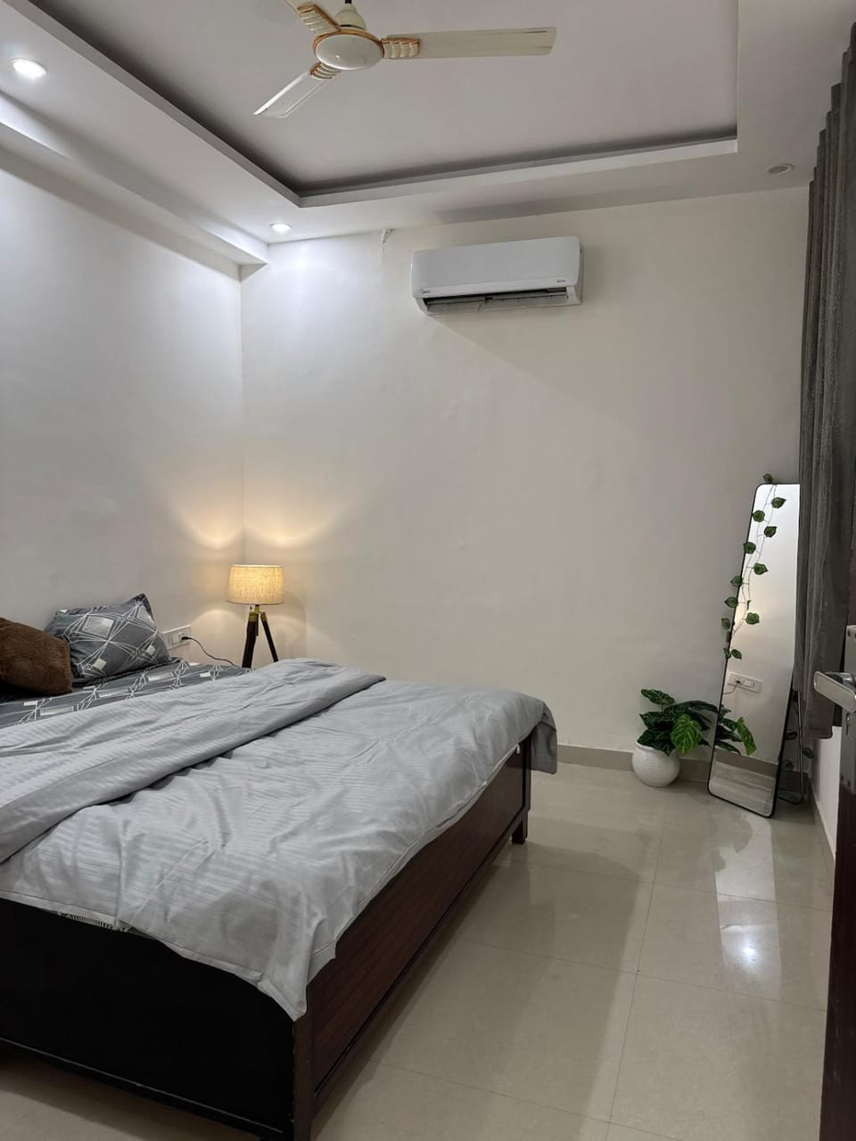 Awara Stays Apartment in Rishikesh