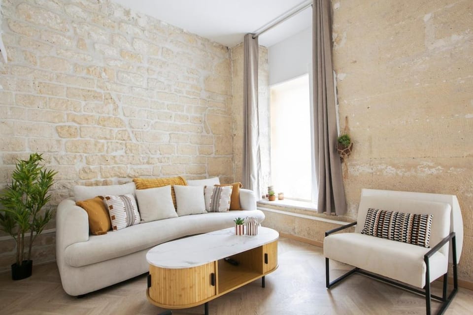 Appartement de caractère au coeur du Marais Apartment in Paris