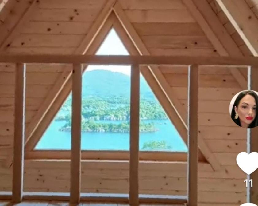 Lake house Andrej & Andrea House in Montenegro