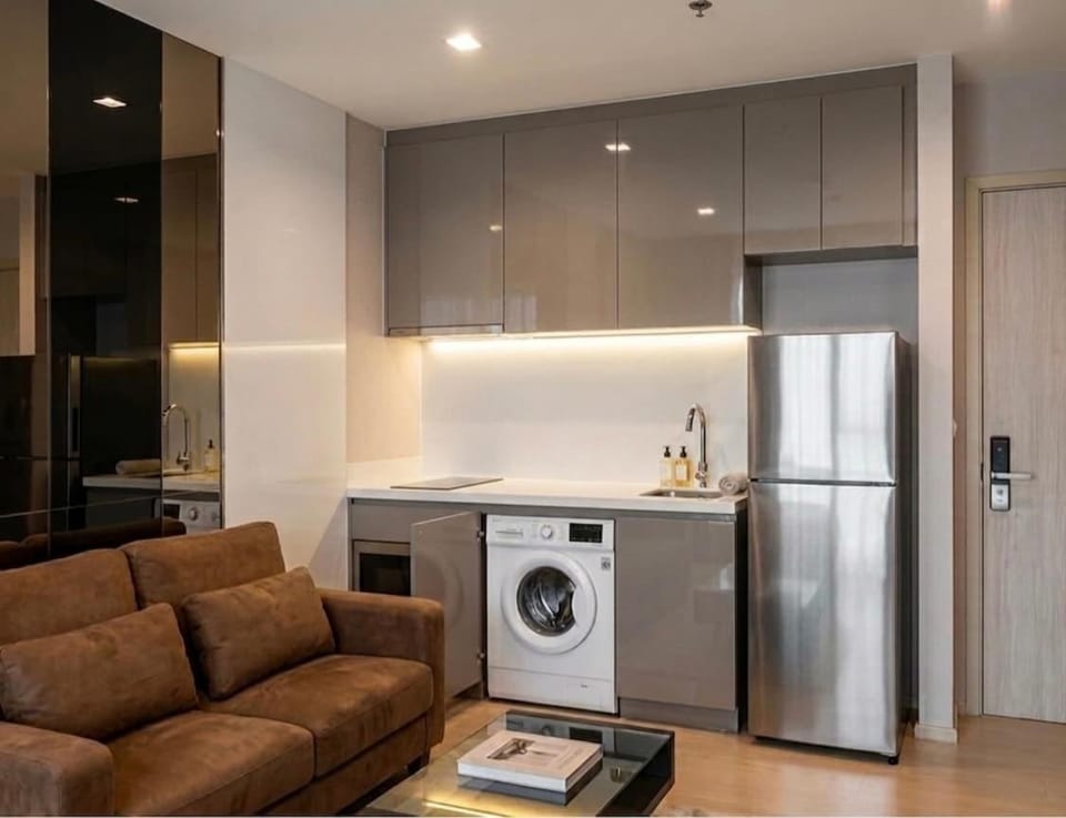 Thong Lor Minimalist next to BTS Apartment in Bangkok
