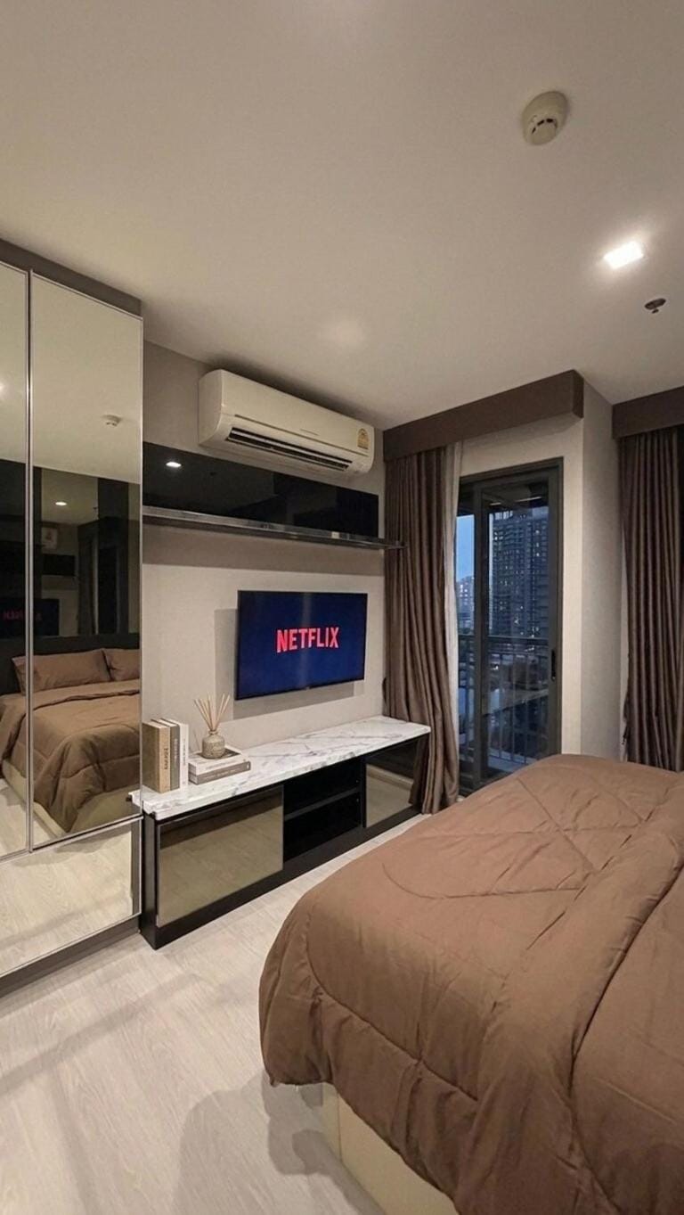 Thong Lor Minimalist next to BTS Apartment in Bangkok
